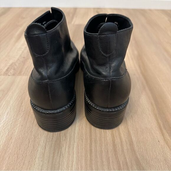 Black Square toe Leather Ankle Boots - Picture 7 of 7